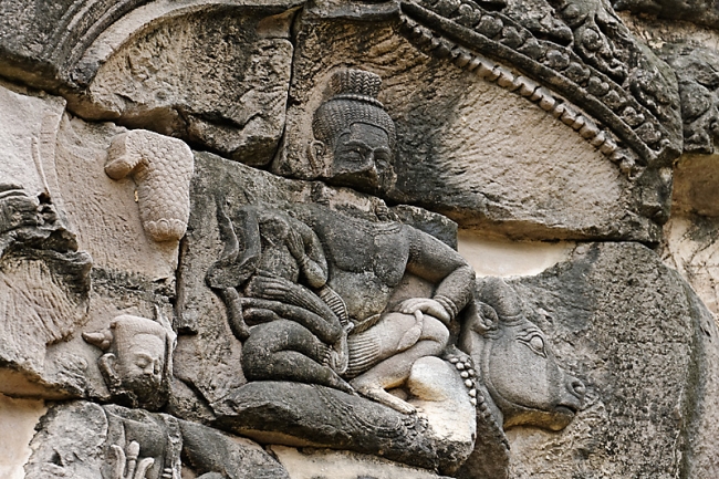 Prasat Sa Kamphaeng Yai-063